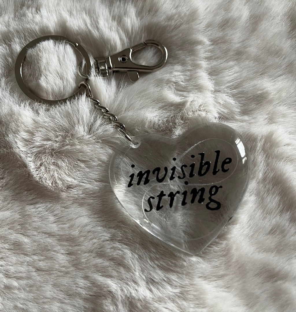 Llavero invisible string