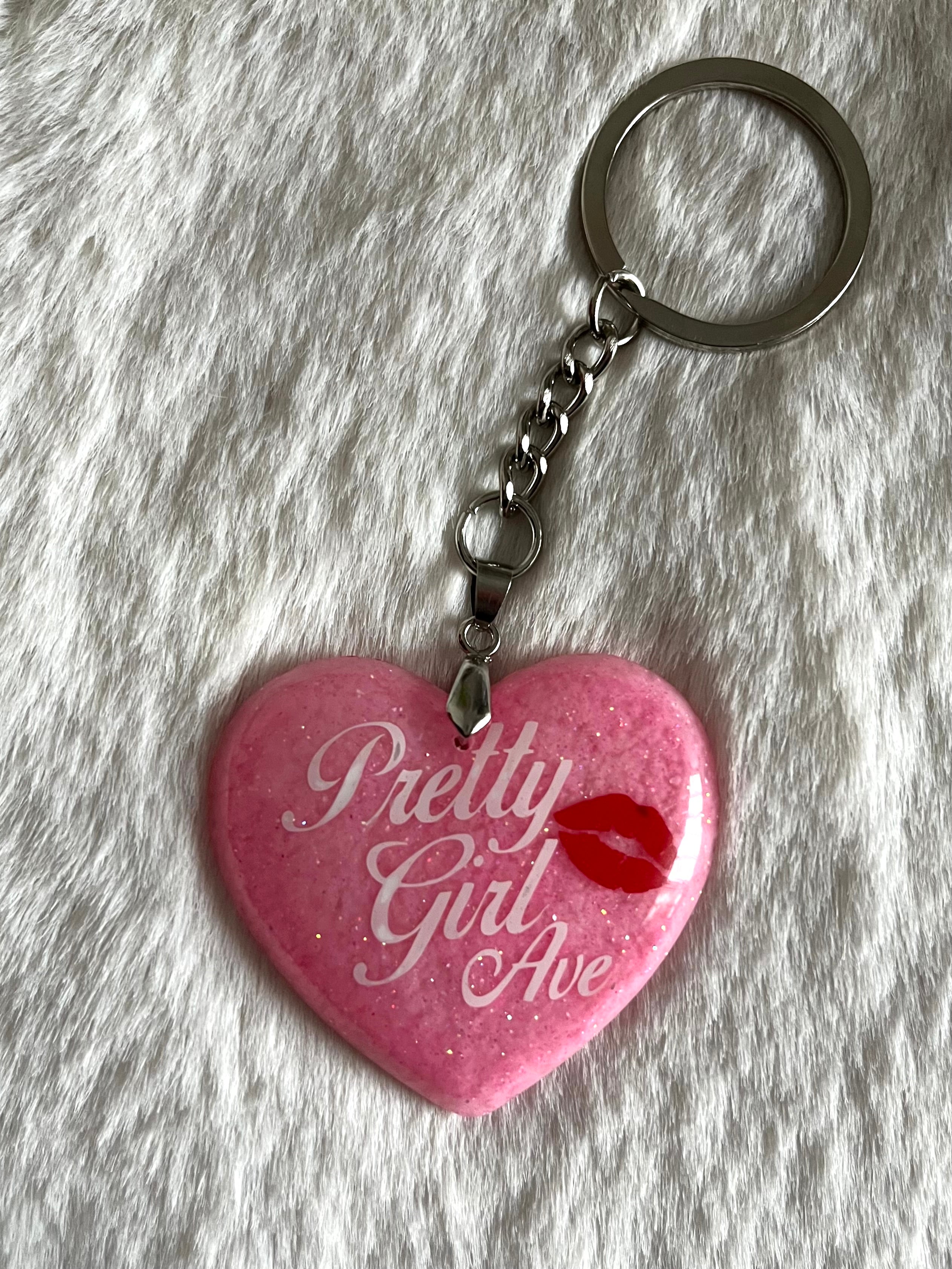 Llavero Pretty Girl Ave (2da edición) • Rosa pastel