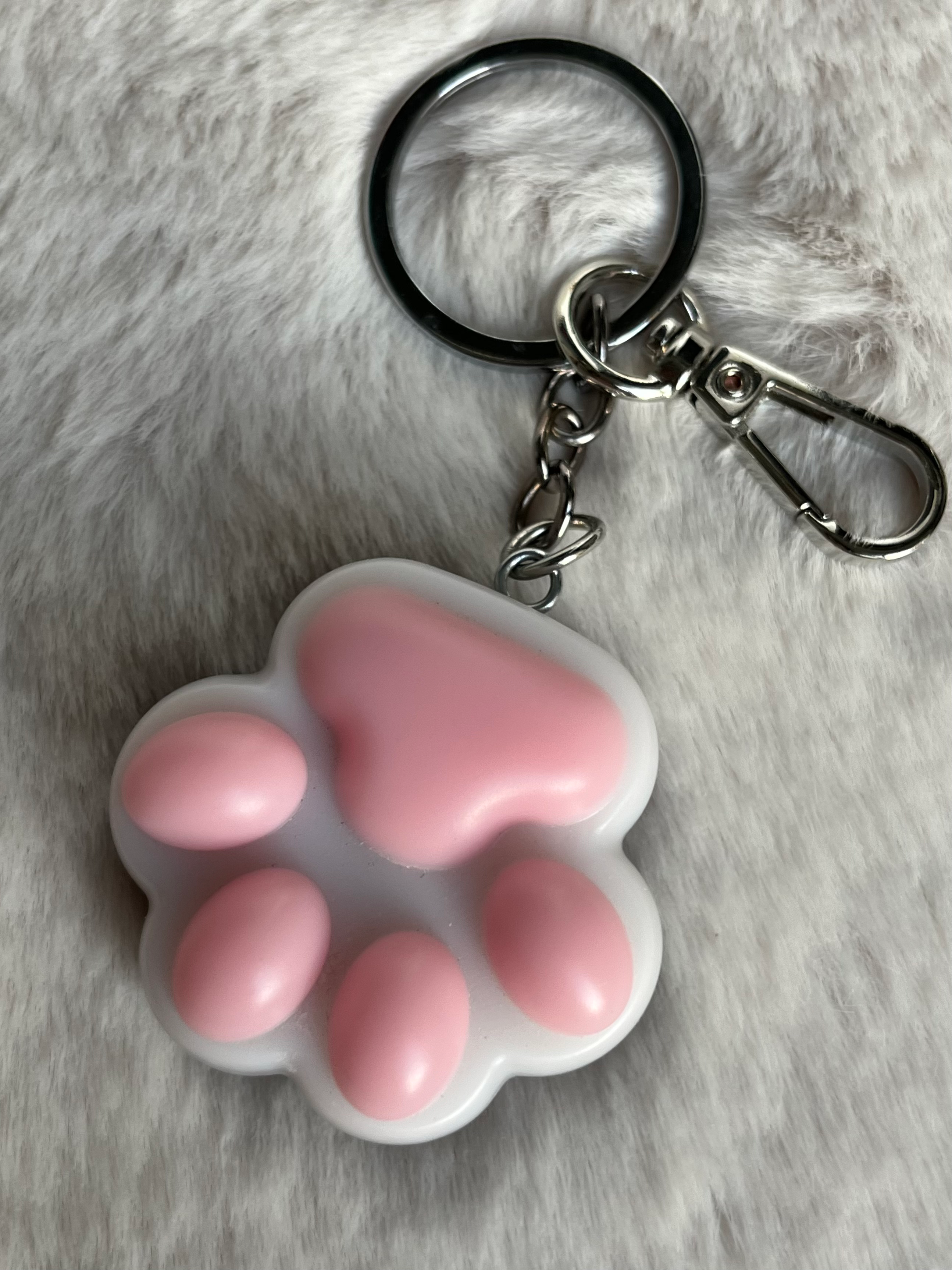 Mystic Paw – Llavero Patita image 0