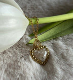 Colgante de corazón con cenizas