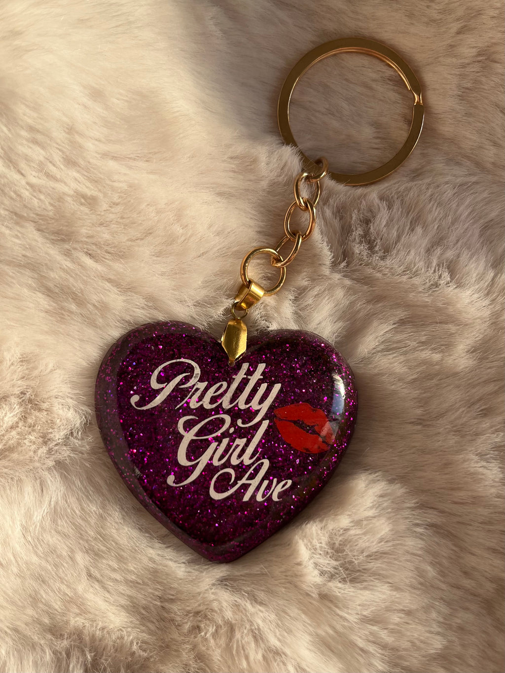 Llavero Pretty Girl Ave (2da edición) • Morado