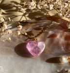 Colgante de corazón - pétalo de flor  image 0