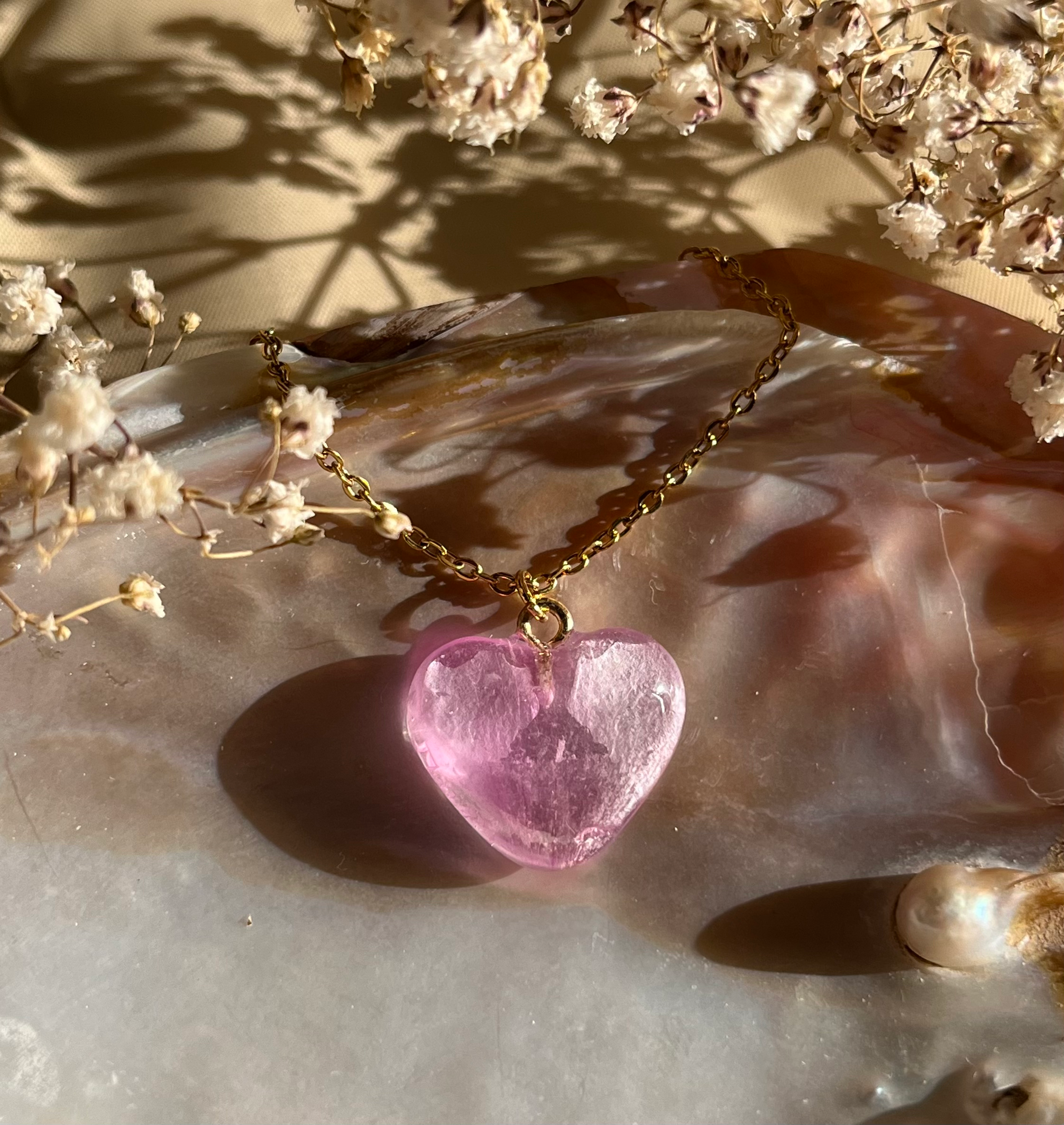 Colgante de corazón - pétalo de flor  image 0