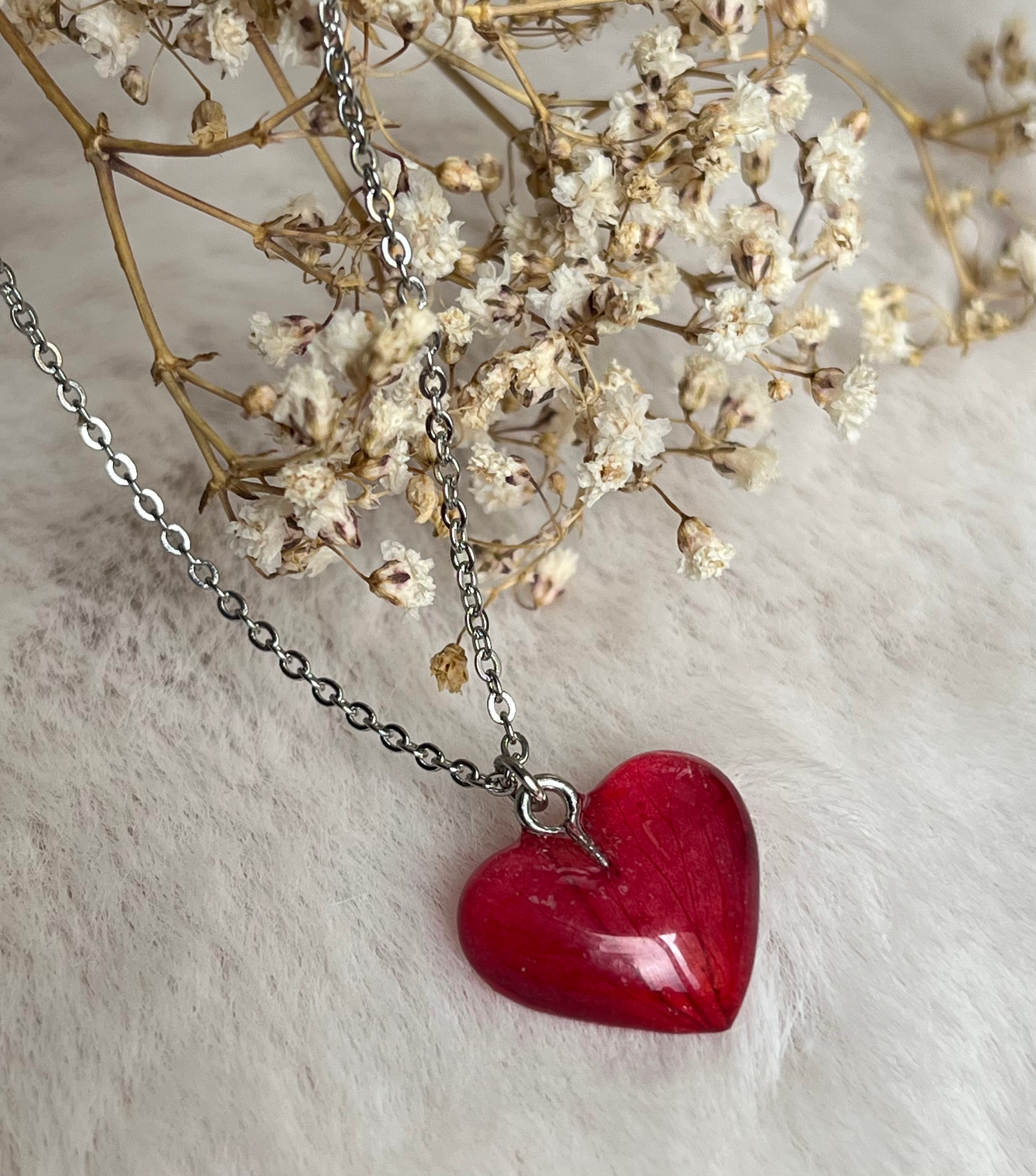 Colgante de corazón - pétalo de flor  image 2