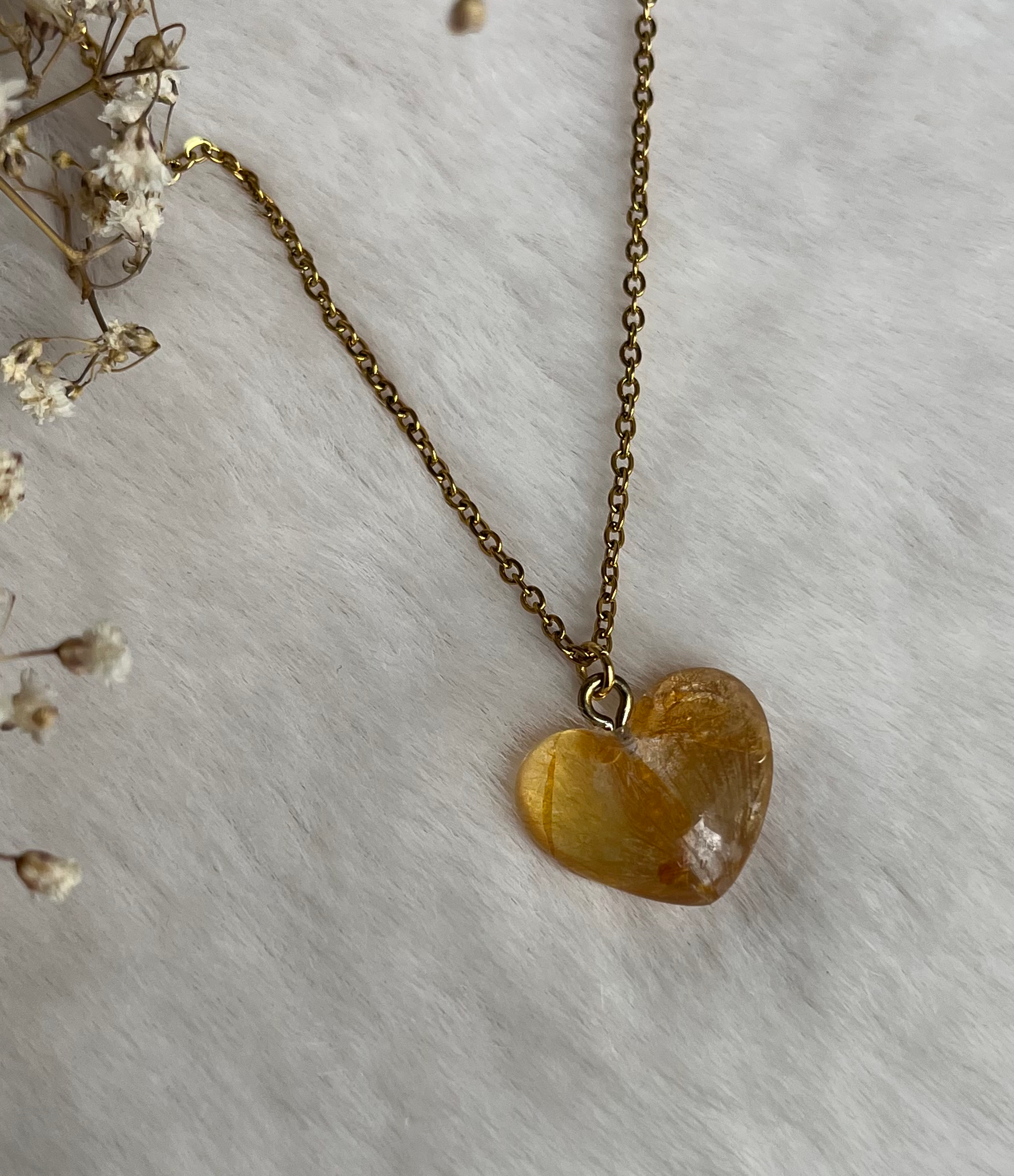 Colgante de corazón - pétalo de flor  image 2