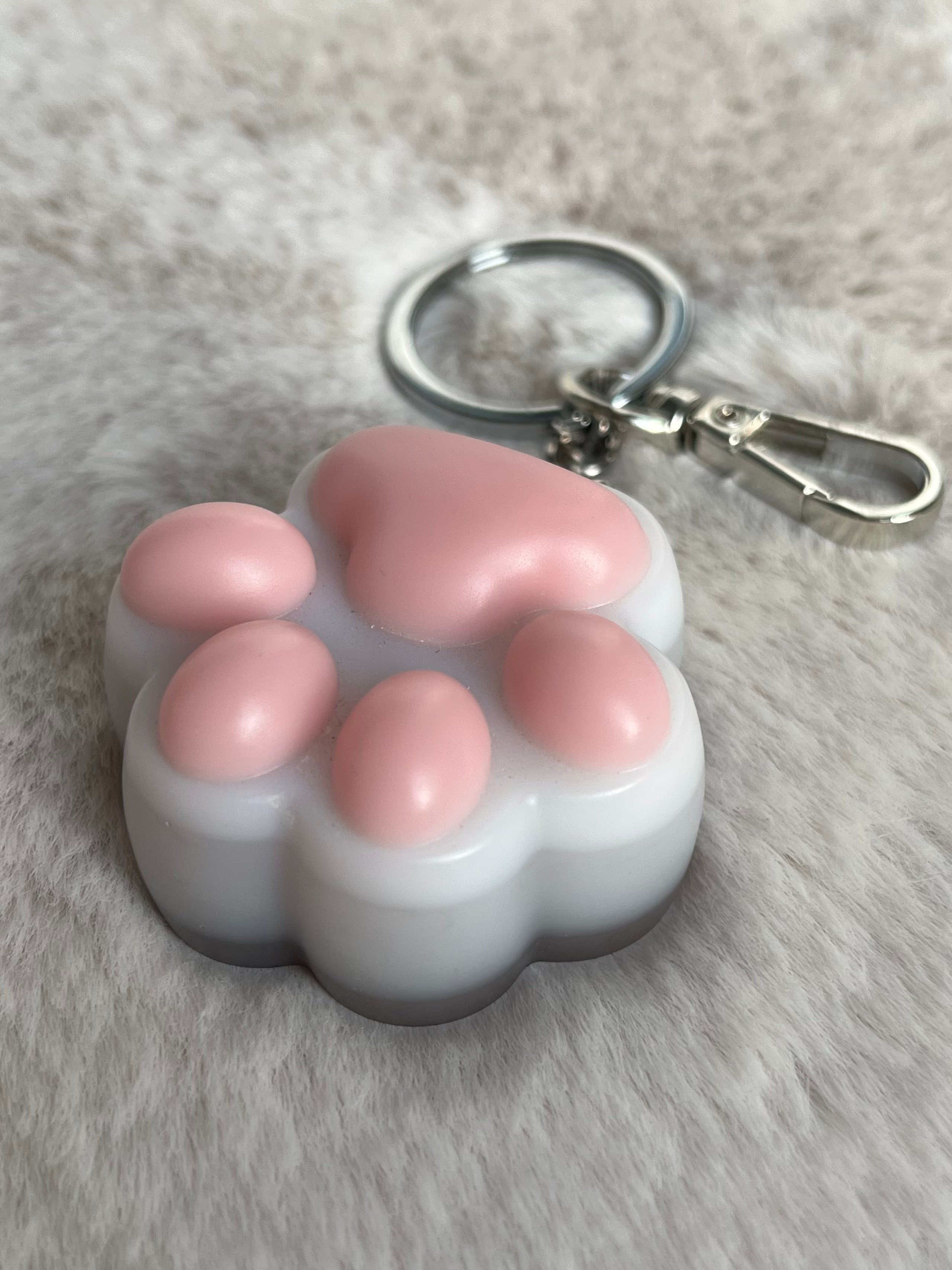 Mystic Paw – Llavero Patita image 2