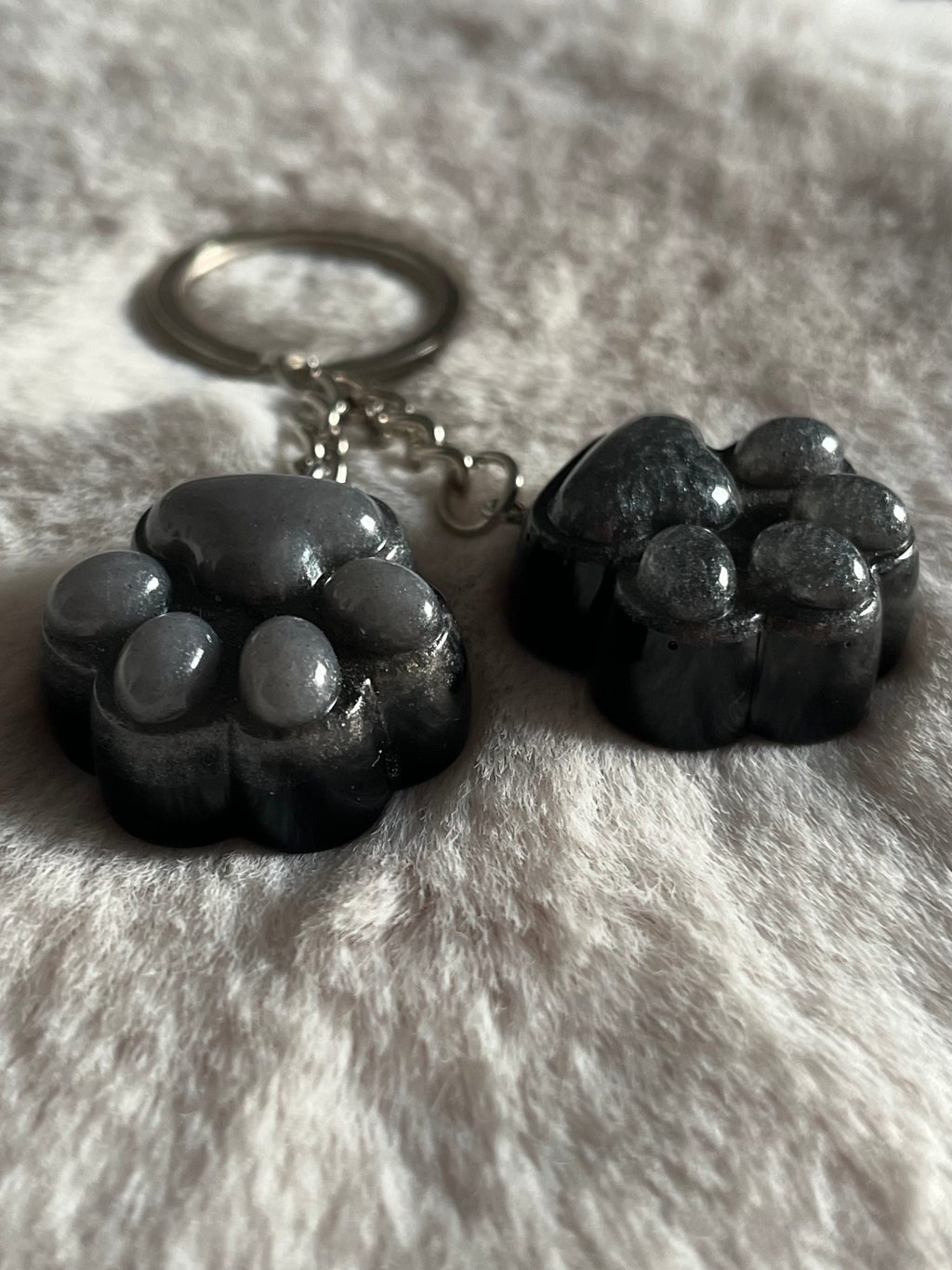 Xtra Sweet Paw – Llavero Patita image 1