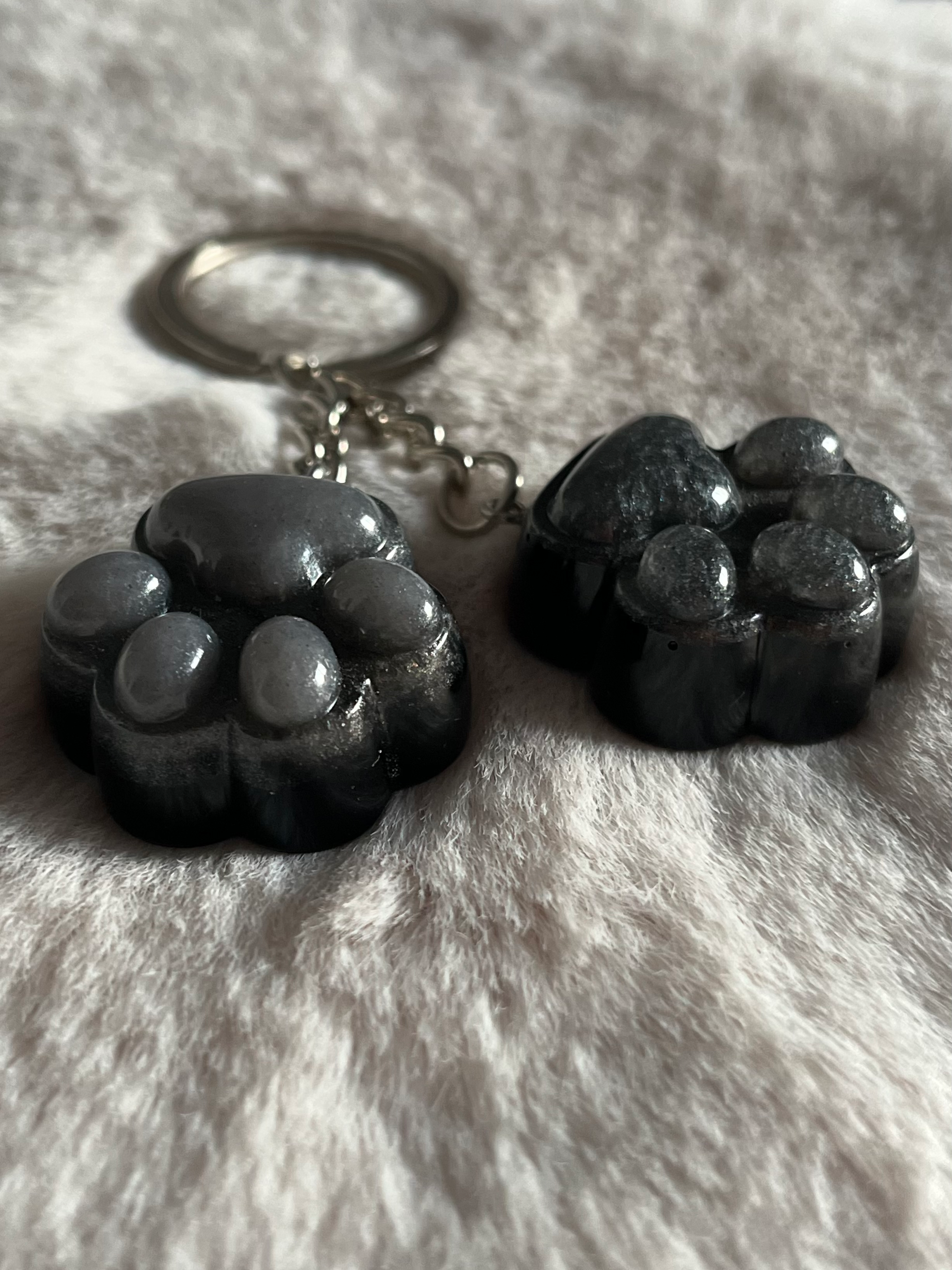 Xtra Sweet Paw – Llavero Patita image 1