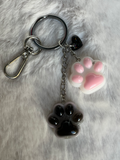 Xtra Sweet Paw – Llavero Patita image 0