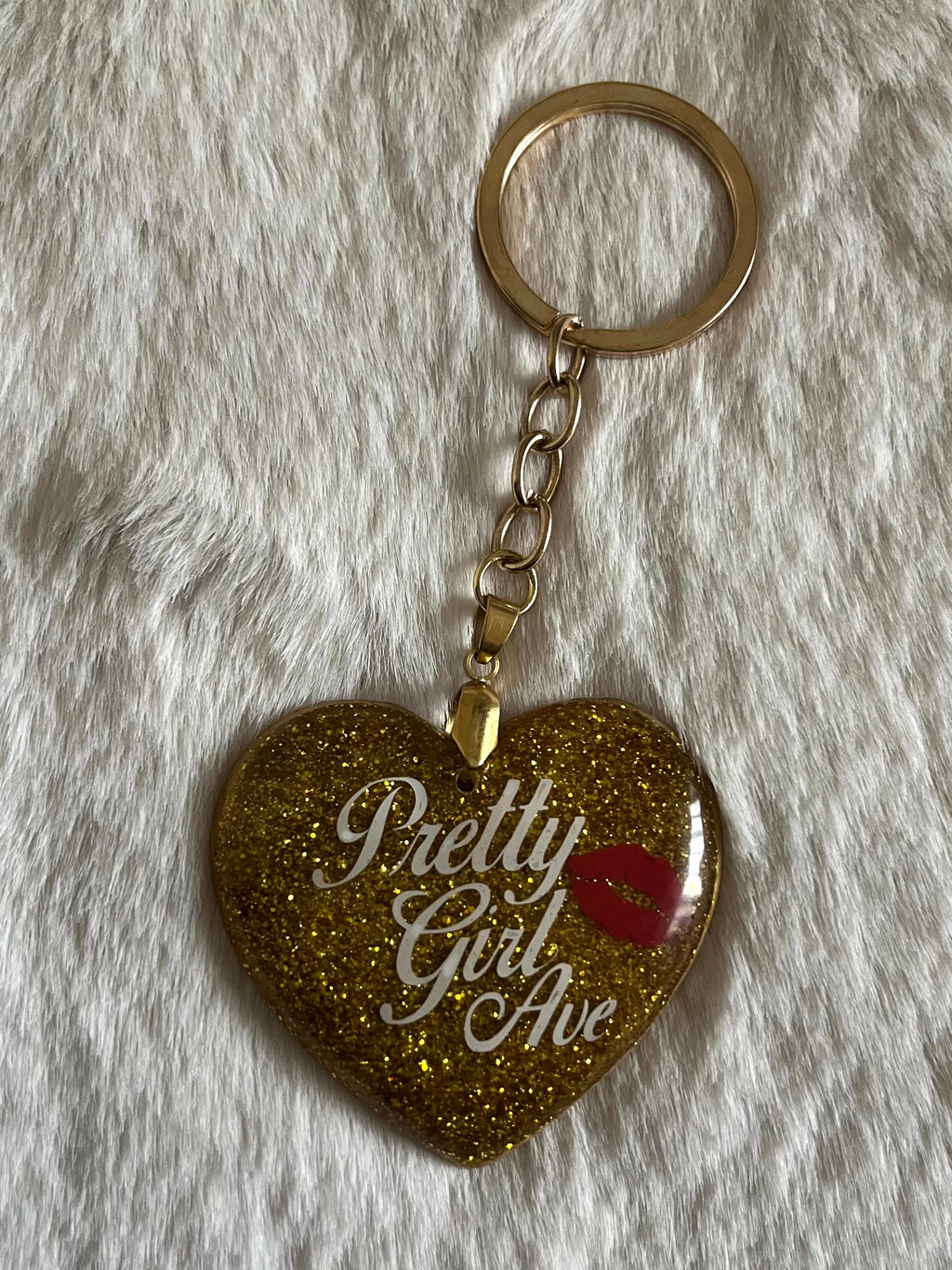 Llavero Pretty Girl Ave (2da edición) • Dorado