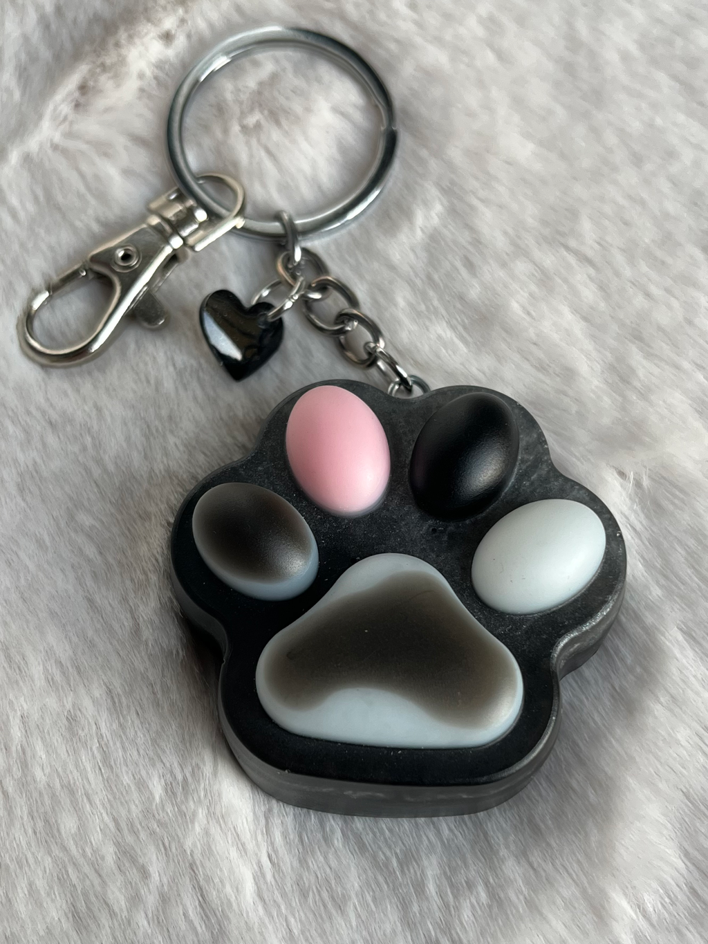 Lovely Paw – Llavero Patita image 1