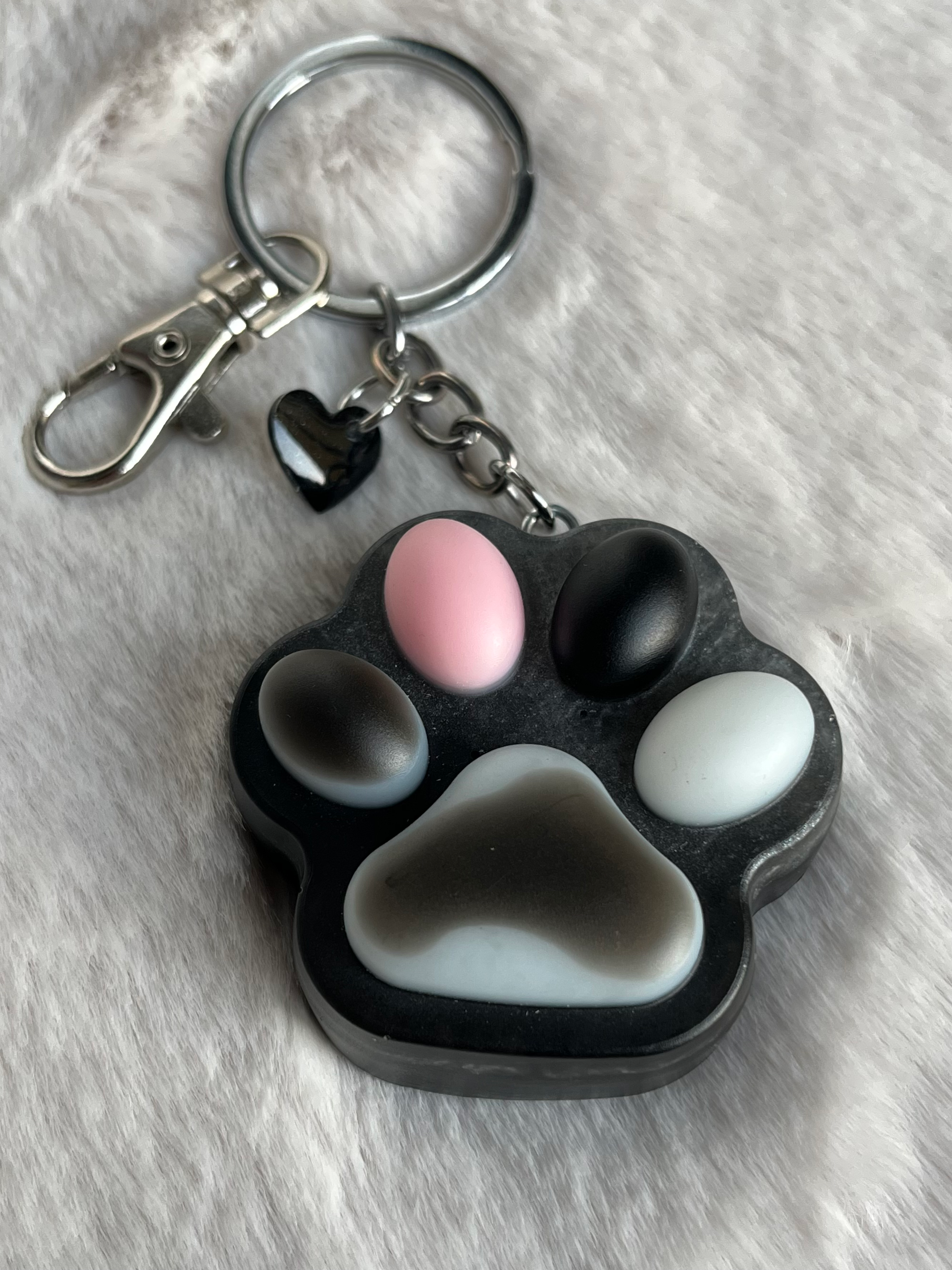 Lovely Paw – Llavero Patita image 1