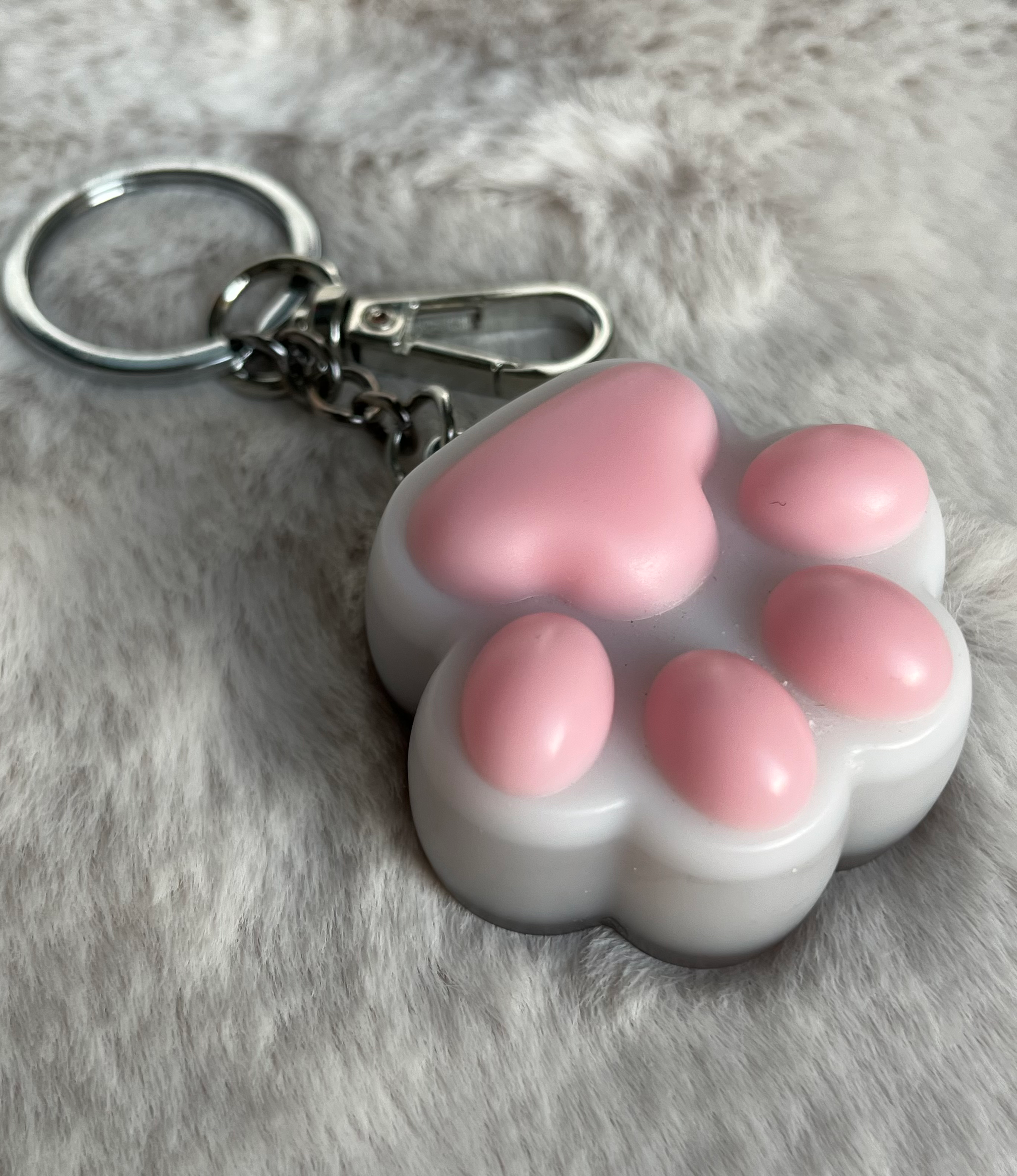 Mystic Paw – Llavero Patita image 1